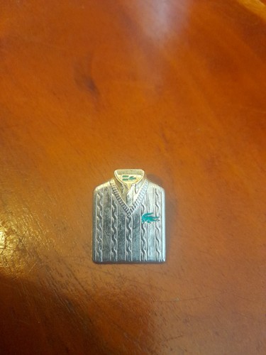 Pin lacoste crocodile pull - lacoste,