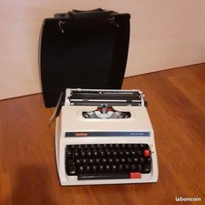 Machine à écrire Brother