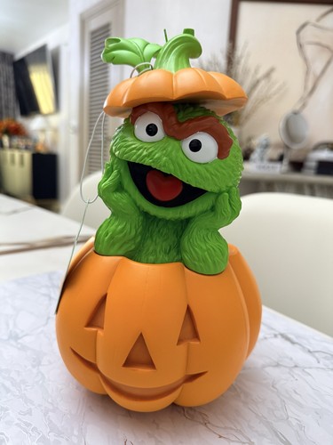Sesame street oscar the - oscar,