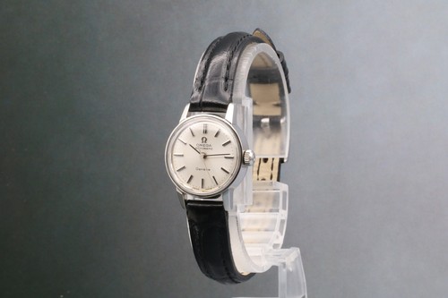 Montre femme vintage 1968 - montre,