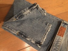 Jean Guess t30 neuf