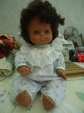 POUPEE METISSE  FAMOSA DE 30