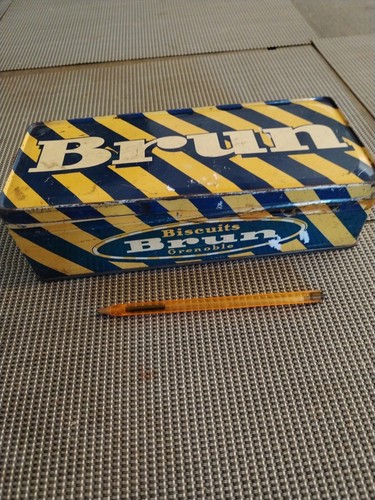 Ancienne boite tole biscuits - tole,