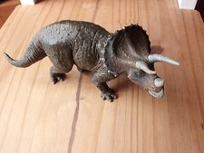 Dinosaure  Tricératops    "  PAPO   " 2006
