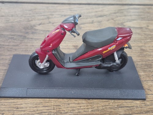 Moto miniature scooter - miniature,