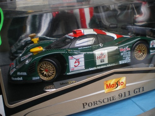 Porsche 911 gt1 vert - 1/18,