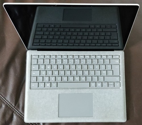 Microsoft surface laptop - surface,