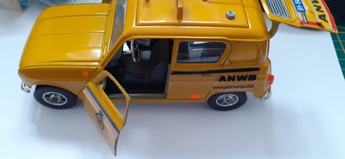 Belle renault burago - renault, r4