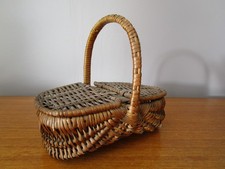 ANCIEN PETIT PANIER AVEC