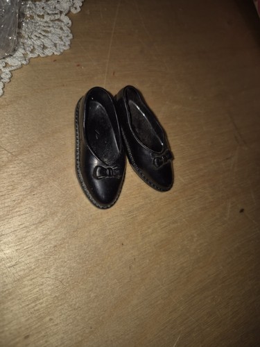 Chaussures gauche poupee - 2, de