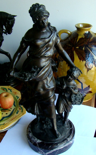 Sculpture bronze socle - en,