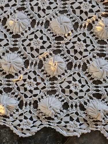Dessus lit crochet - dessus, au