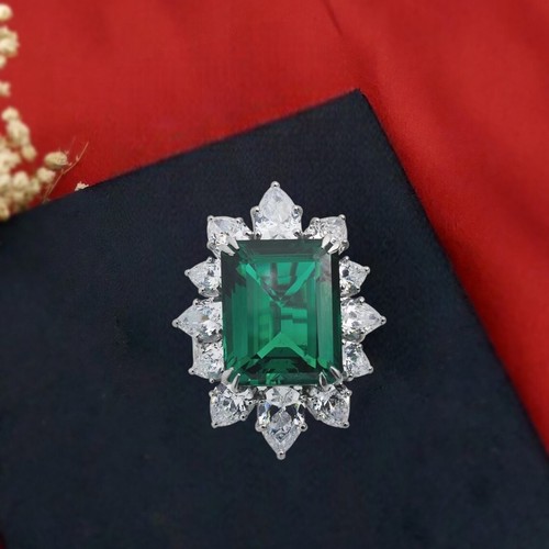 Grande broche émeraude - grande, en