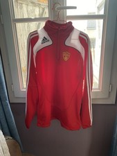 Sweet de sport Adidas rouge taille L écusson BEC escrime
