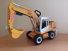JOUET BRUDER 1/16 : GRUE PELLETEUSE 912 LIEBHERR SANS BOITE