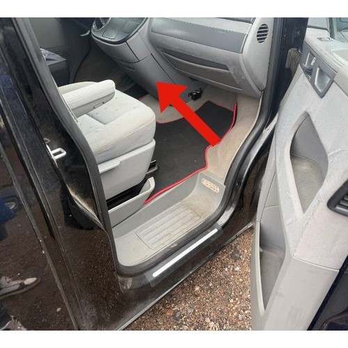 Volkswagen multivan 2006 - volkswagen,