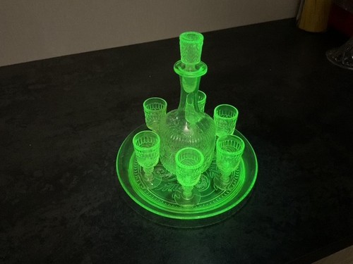 Ouraline service liqueur - service, a