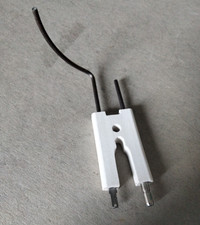 S58528436 Bloc électrode gaz chaudière CHAPPEE IDEAL STANDARD