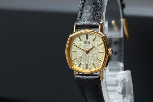 Montre femme vintage 1981