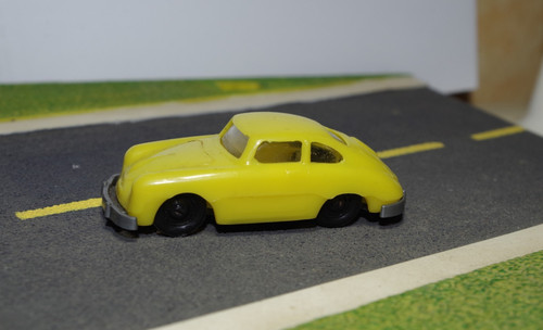 Cadum pax porsche 356 jaune - ,