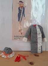 BARBIE FRANCIE VINTAGE SIDE KICK # 1273 COMPLETE 1967 DANS VITRINE SUR POUPEE