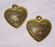 LOT de 2 COEURS ROCK And ROLL