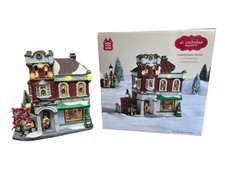 St Nicholas Square Village Noël Boutique Illuminé Feux dans une Boîte 2019