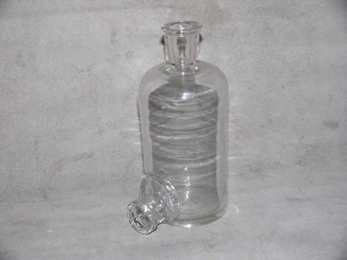 Ancien flacon laboratoire - ancien, de