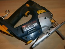 Ryobi Scie sauteuse 18V avec batterie et chargeur