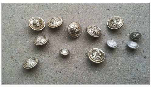 Ww2 boutons douane gendarmerie - boutons,