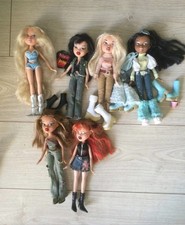 Bratz lot of dolls wintertime