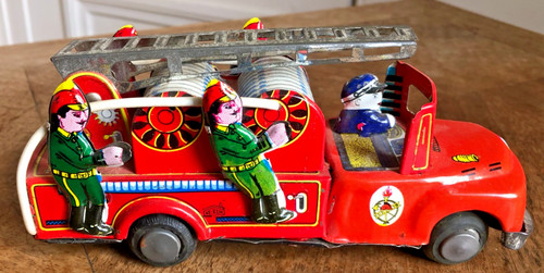 Camion pompier tôle - de, en