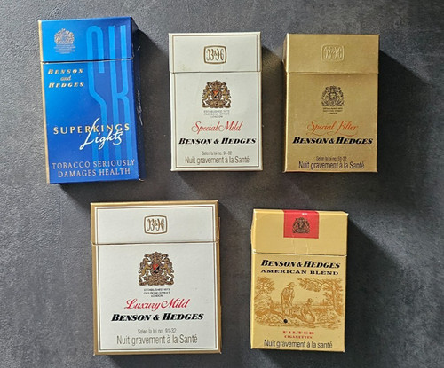 Lot paquets cigarettes - cigarettes, vide