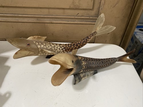 Lot sculptures poisson corne - 2,