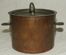 Petite cocotte en cuivre XIXème - estampillée et monogrammée