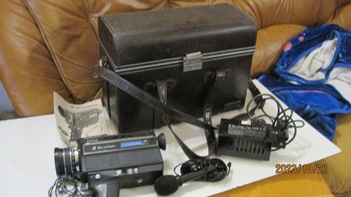 Camera bell howell - super, 8