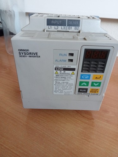 Variateur omron 3g3ev a4002 - variateur,