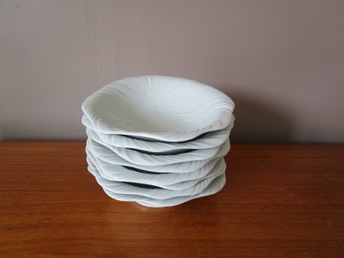 Coupes coupelles blanches - /,