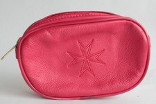Pochette cuir rouge Croix de Malte (69702)