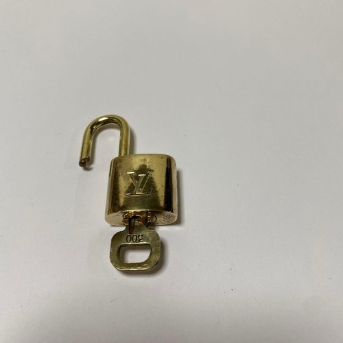 Serrure cadenas louis vuitton - cadenas,