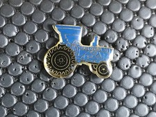 PINS PIN BADGE CAR TRACTEUR TRACTOR ALLIS CHALMERS