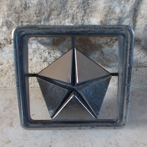 Ancien insigne emblème
