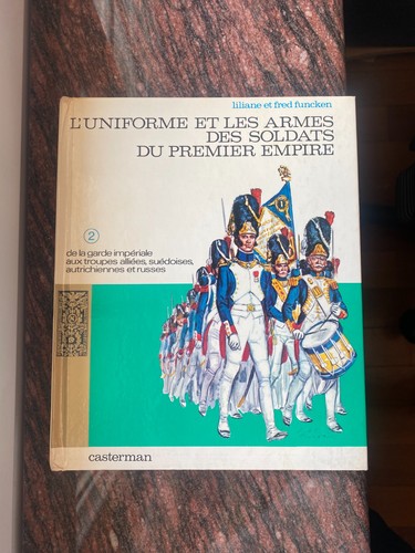 Funcken uniforme les - et,