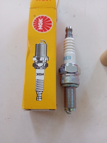 Bougie ngk cr8eb piaggio - bougie,