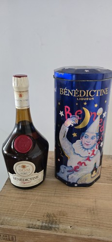 Bénédictine dom liqueur - dom,