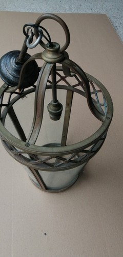 Une suspension luminaire - suspension, en