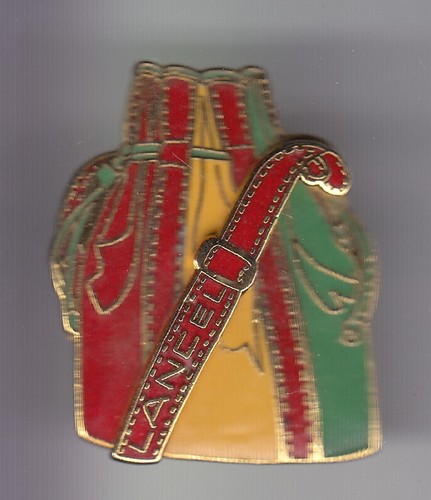 Rare pins pin luxe beaute - pin's, ..