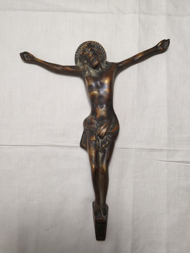 Christ bronze signé - signé, dubois