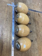 n° 6 lot 4 pieds en bois / lit, meuble vintage armoire, commode, enfilade  etc..