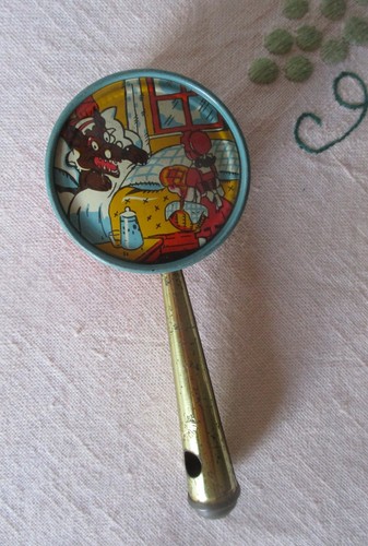 Hochet sifflet chaperon rouge - hochet,